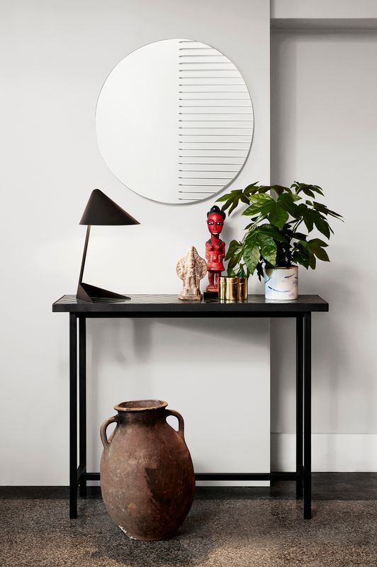 Ambience Table Warm Nordic