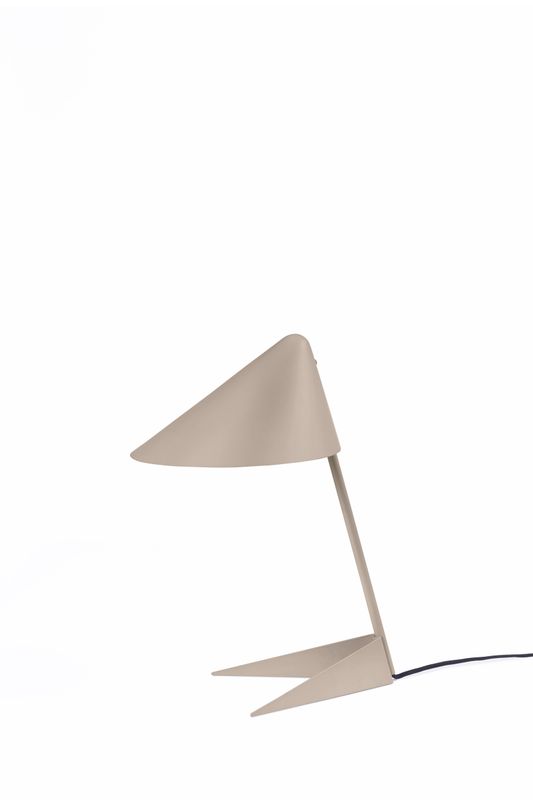 Ambience Table Warm Nordic